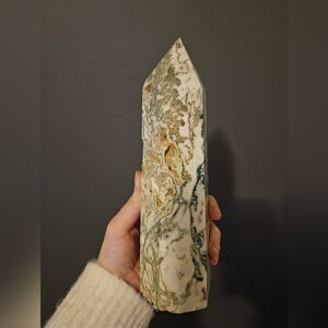 Natural Stone Agate Crystal Tower